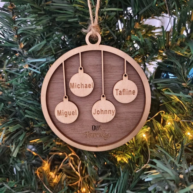 Customizable Christmas Wooden Pendant - Add Multiple Names - Xmas Tree Ornament for Holiday Celebrations and New Year Gifts