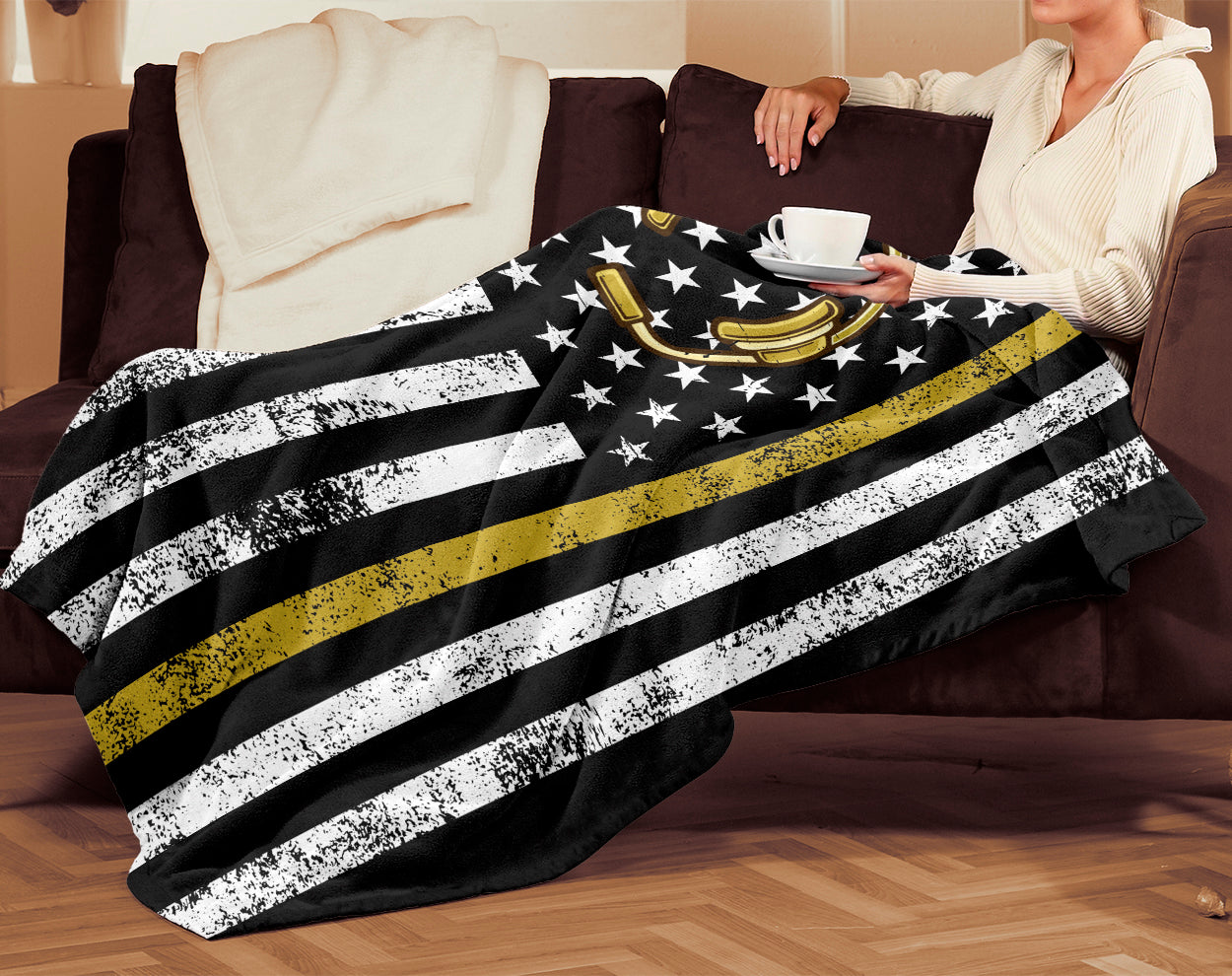 911 Dispatcher Thin Gold Yellow Line Dispatch American Flag Fleece Sherpa Blanket