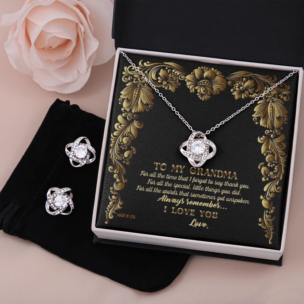 Custom Grandma Royal Floral Vintage Mothers Day Ideas 14k White Gold Interlocking Heart Pendant Necklace Jewelry Gifts For Mom Wife Grandma Auntie