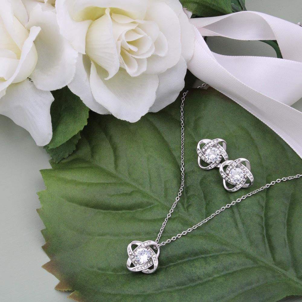 Custom Nana Sunflower Mothers Day Ideas 14k White Gold Interlocking Heart Pendant Necklace Jewelry Gifts For Mom Wife Grandma Auntie